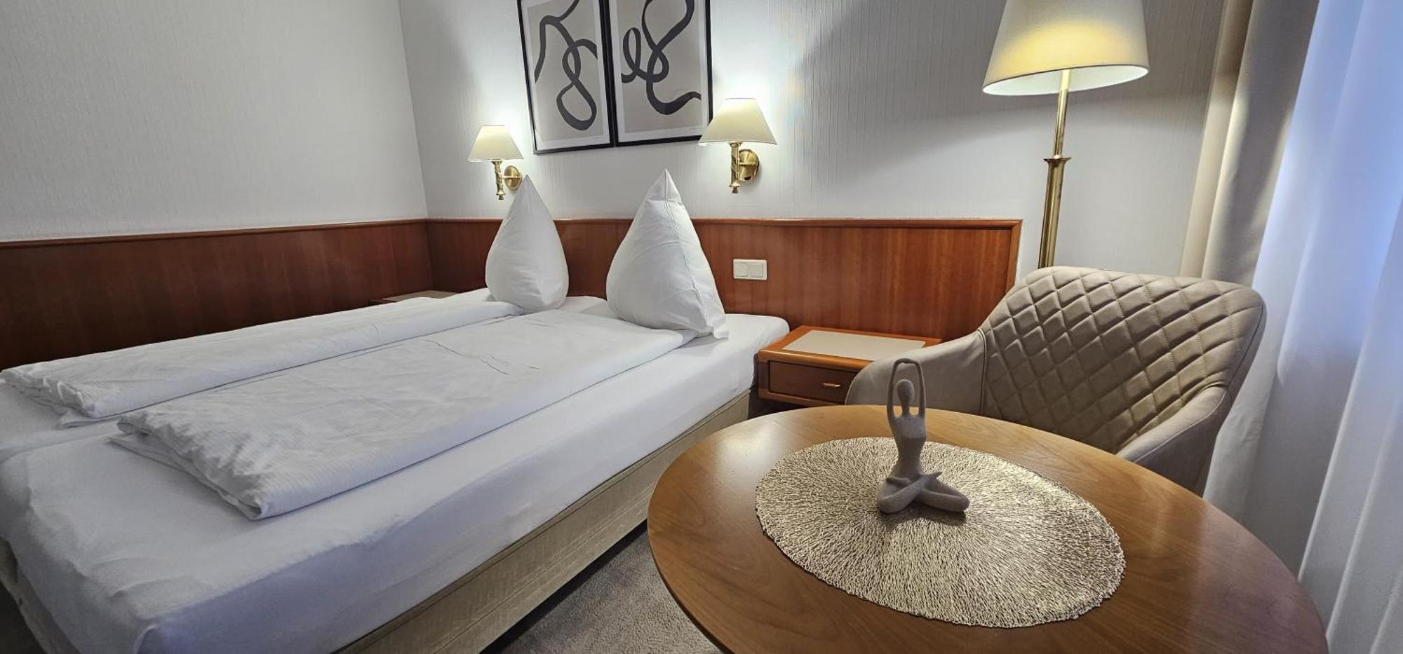 Hotel Garni Vierjahreszeiten Bad Staffelstein Εξωτερικό φωτογραφία
