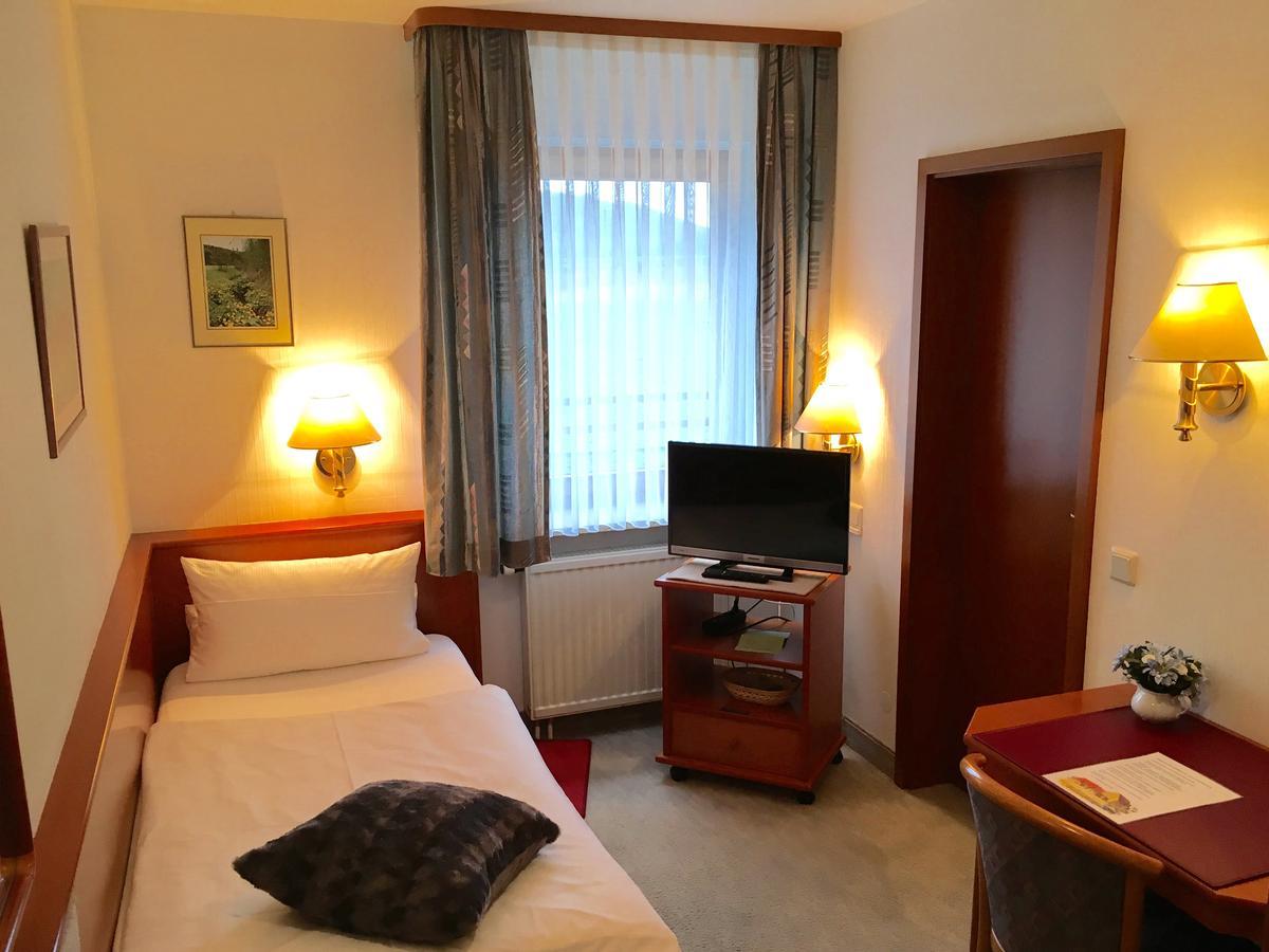 Hotel Garni Vierjahreszeiten Bad Staffelstein Εξωτερικό φωτογραφία